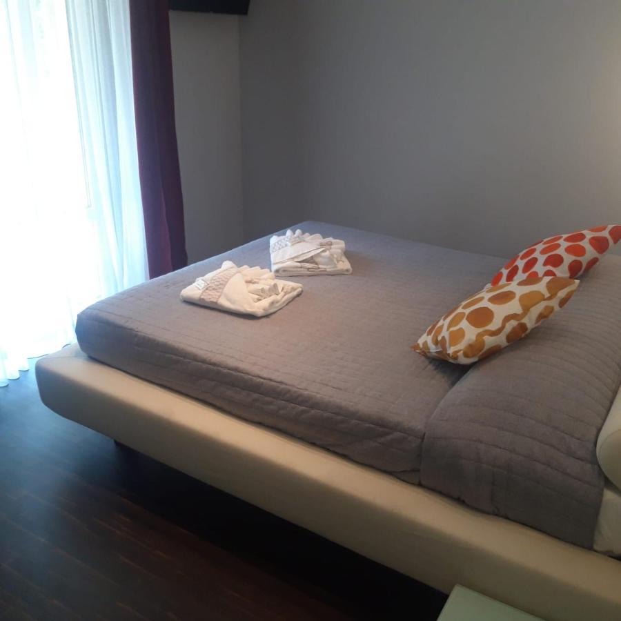 Residence Rosemary Brenzone sul Garda Esterno foto