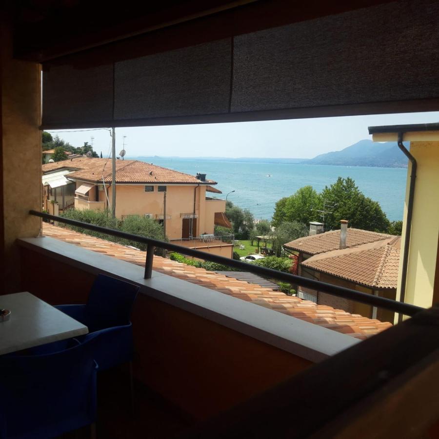 Residence Rosemary Brenzone sul Garda Esterno foto